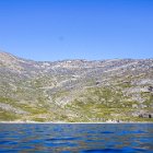 Avant d'accoster, petit coup d'oeil sur le début du terrain de jeu des prochains jours, en rando